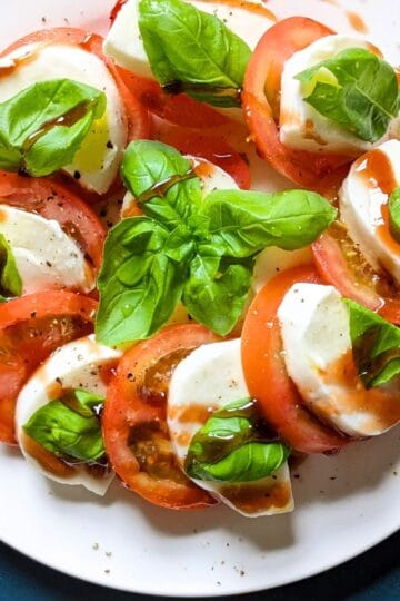 Tomato & Mozzarella Salad