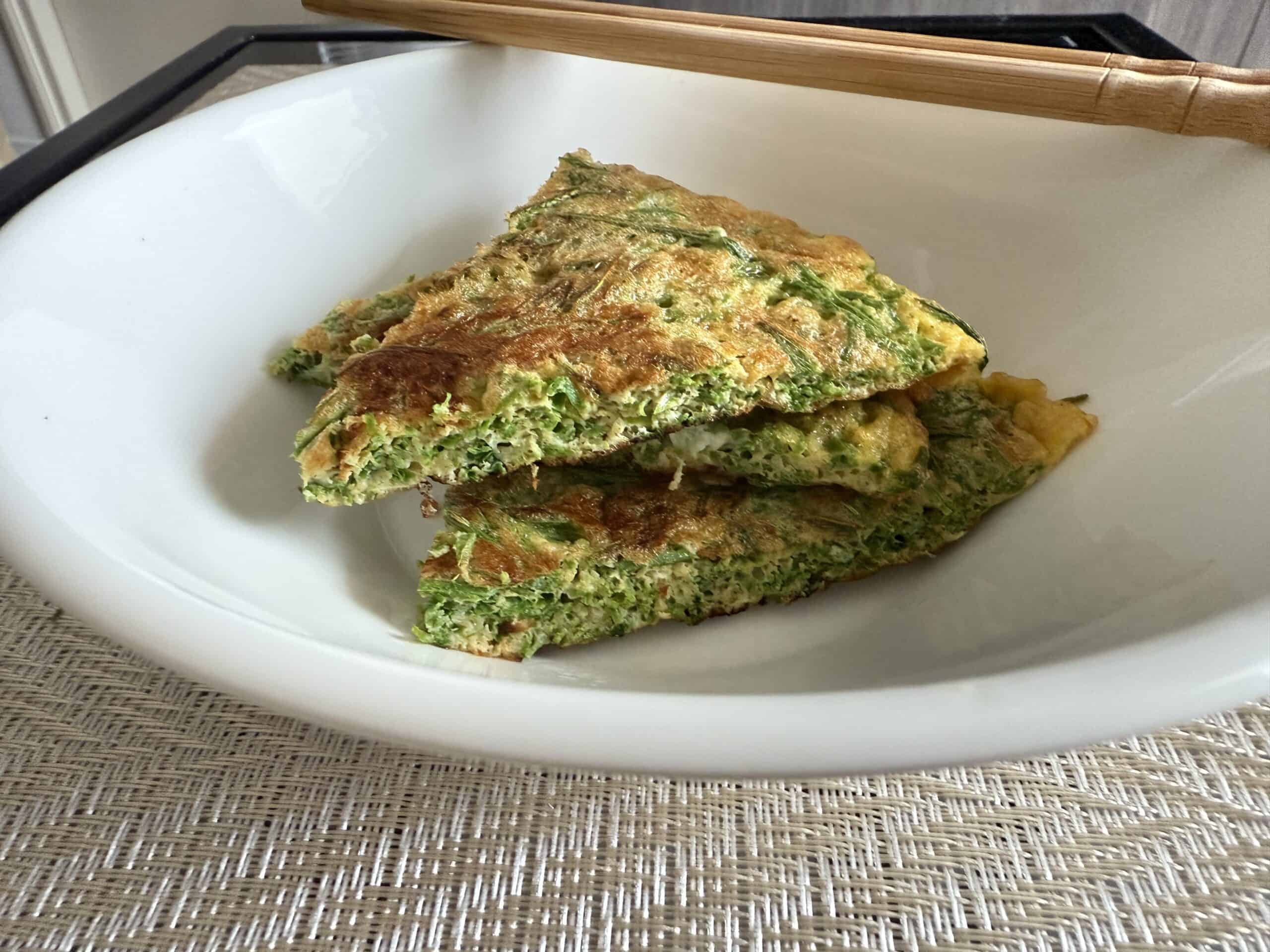 臭草煎蛋 Thai Fried Egg with Cha Om