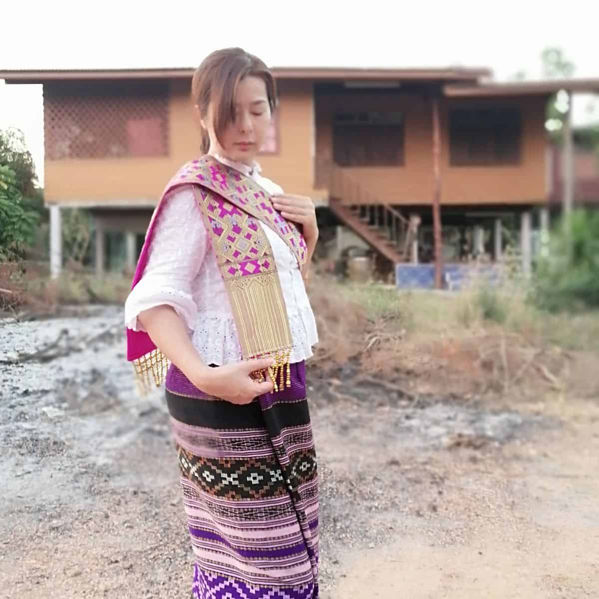 Bonnie Yves 港泰混血兒