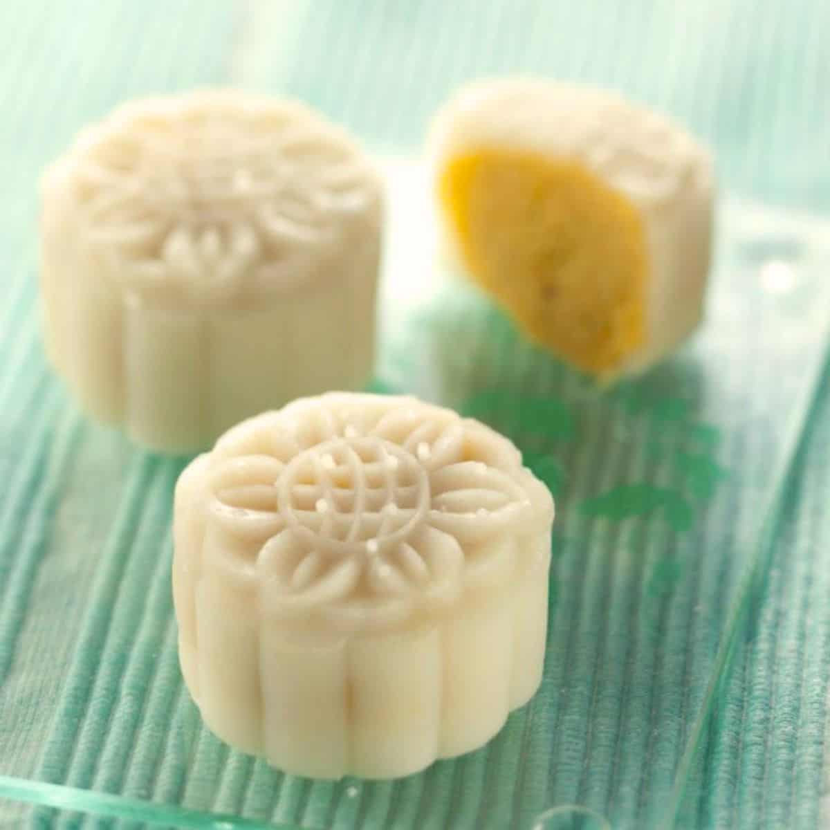 Milk Sweet Potato Iced Mooncake